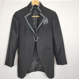 Black Blazer With Gray Trim #1284